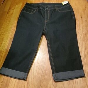 𝅺JW Blue Denim Capris Size 14 NWT